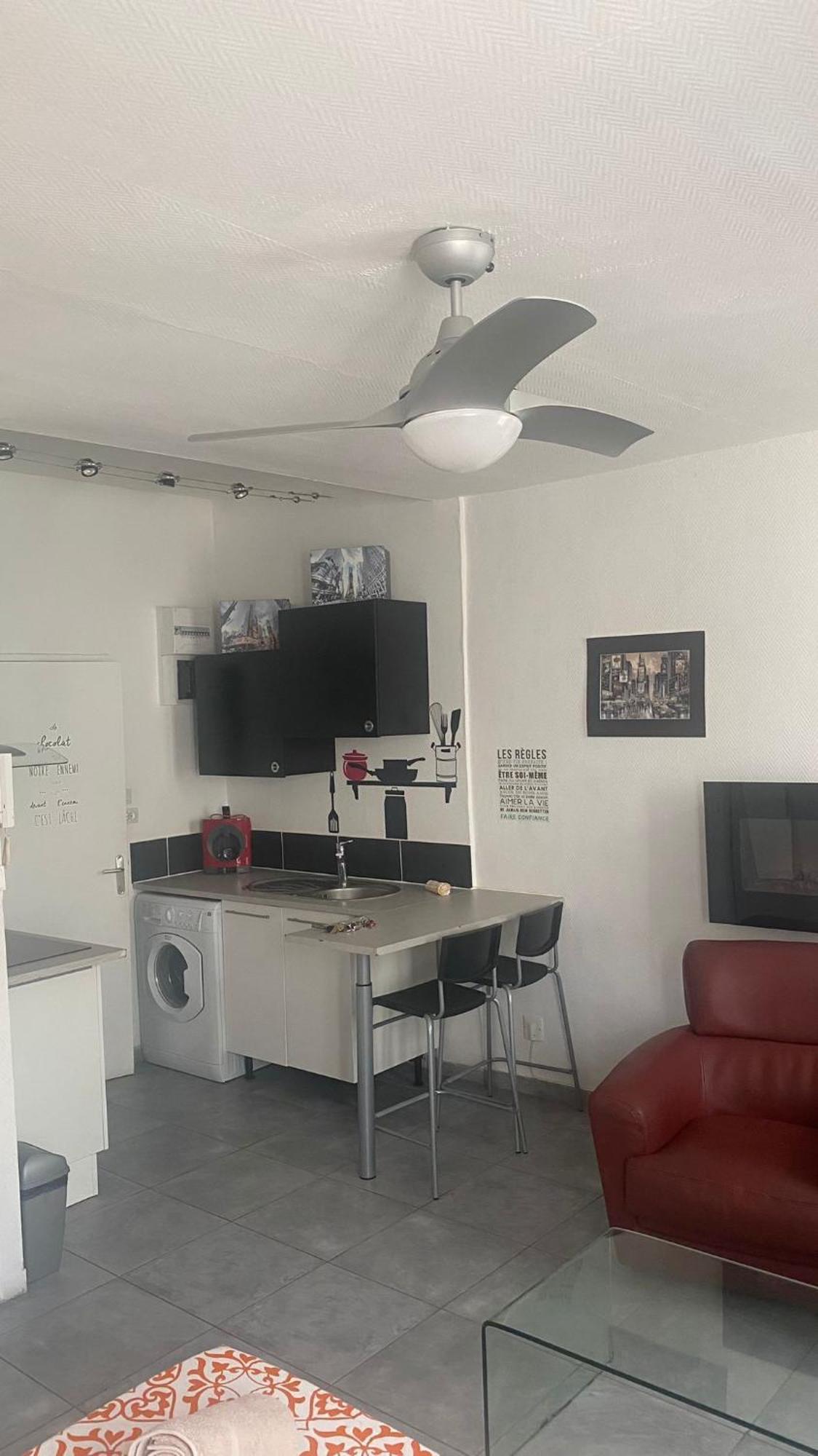 Le Suffren, Ventile ,Wifi, A 100 M De La Plage Toulon Eksteriør bilde